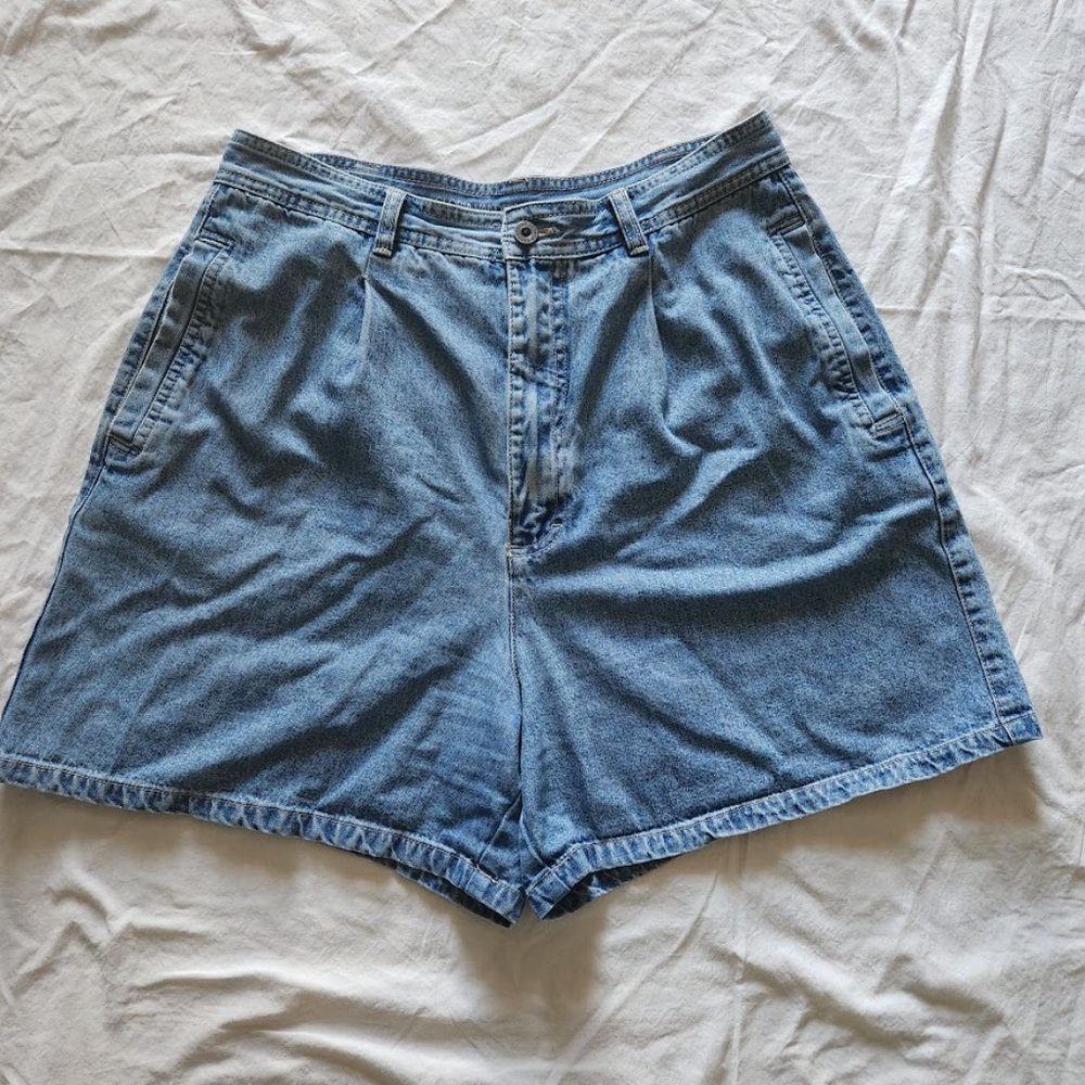 Gloria Vanderbilt Vintage High Waisted Shorts